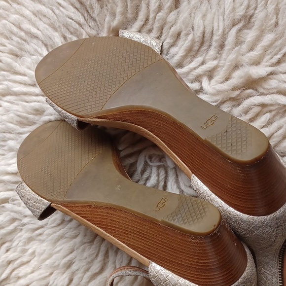 Ugg sandals - Picture 12 of 15
